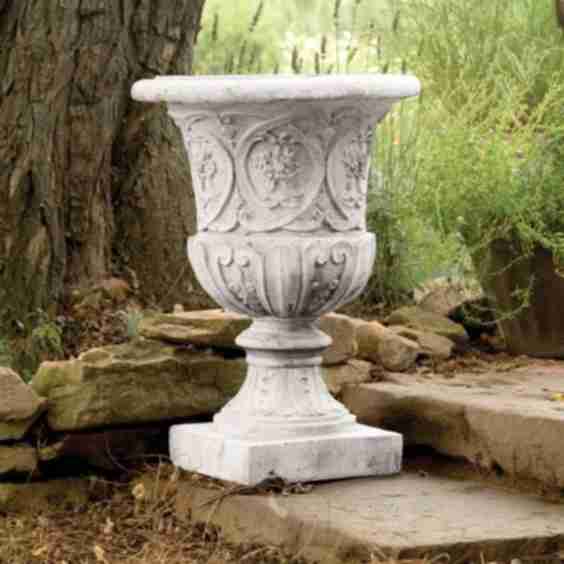 Lippie Urn