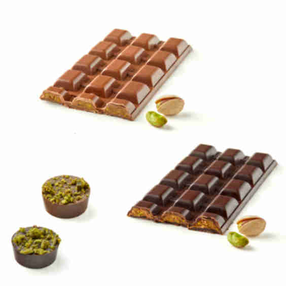 Pistachio-filled chocolate bar