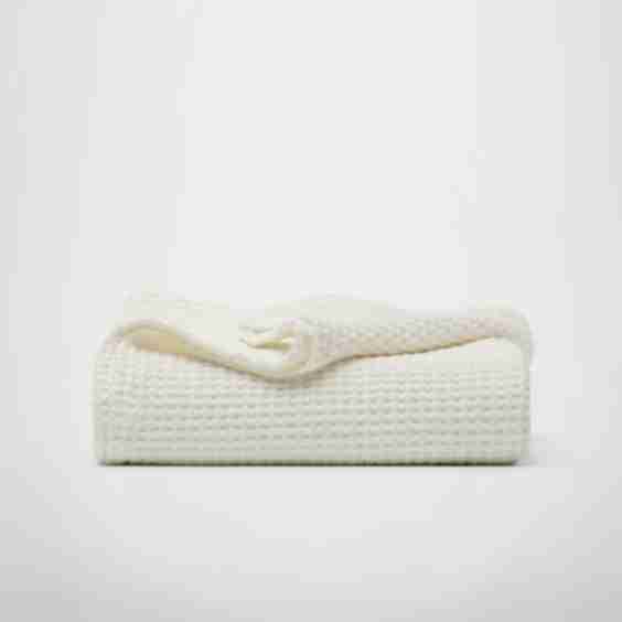 Waffle Coverlet White Queen