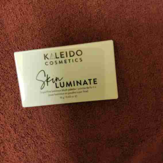 Kaleido Cosmetics Reviews